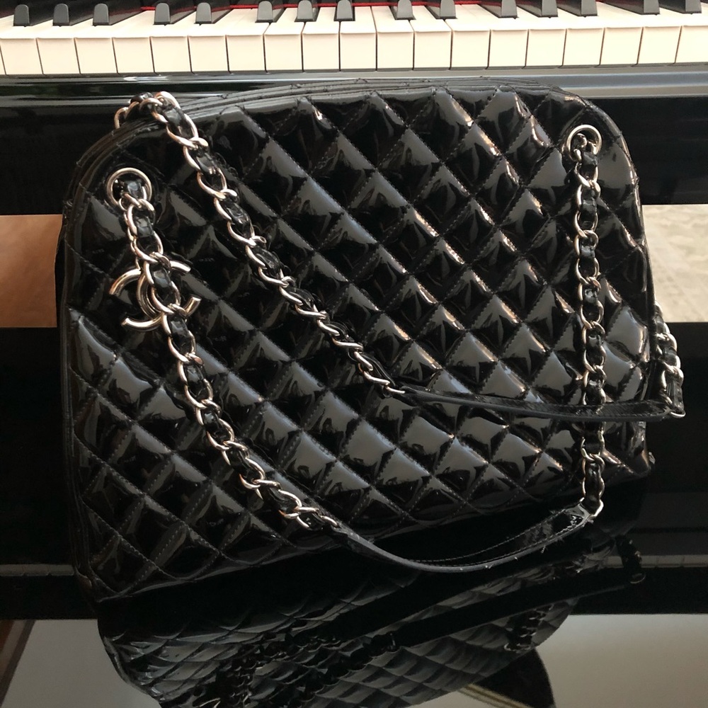 CHANEL Mademoiselle Bowler Bag